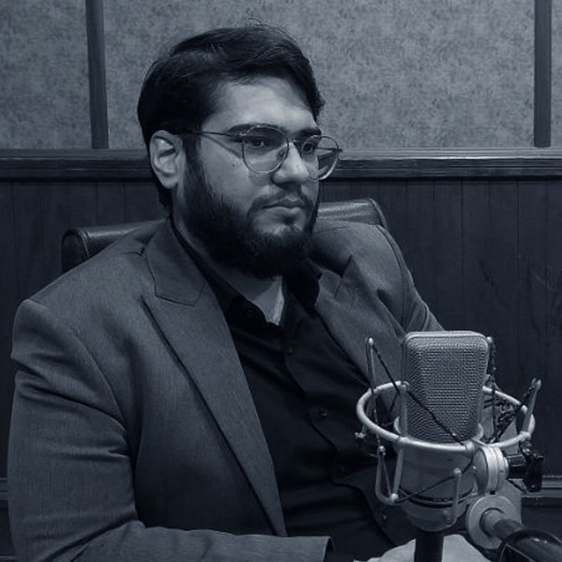 عکس پروفایل علی رادمهر